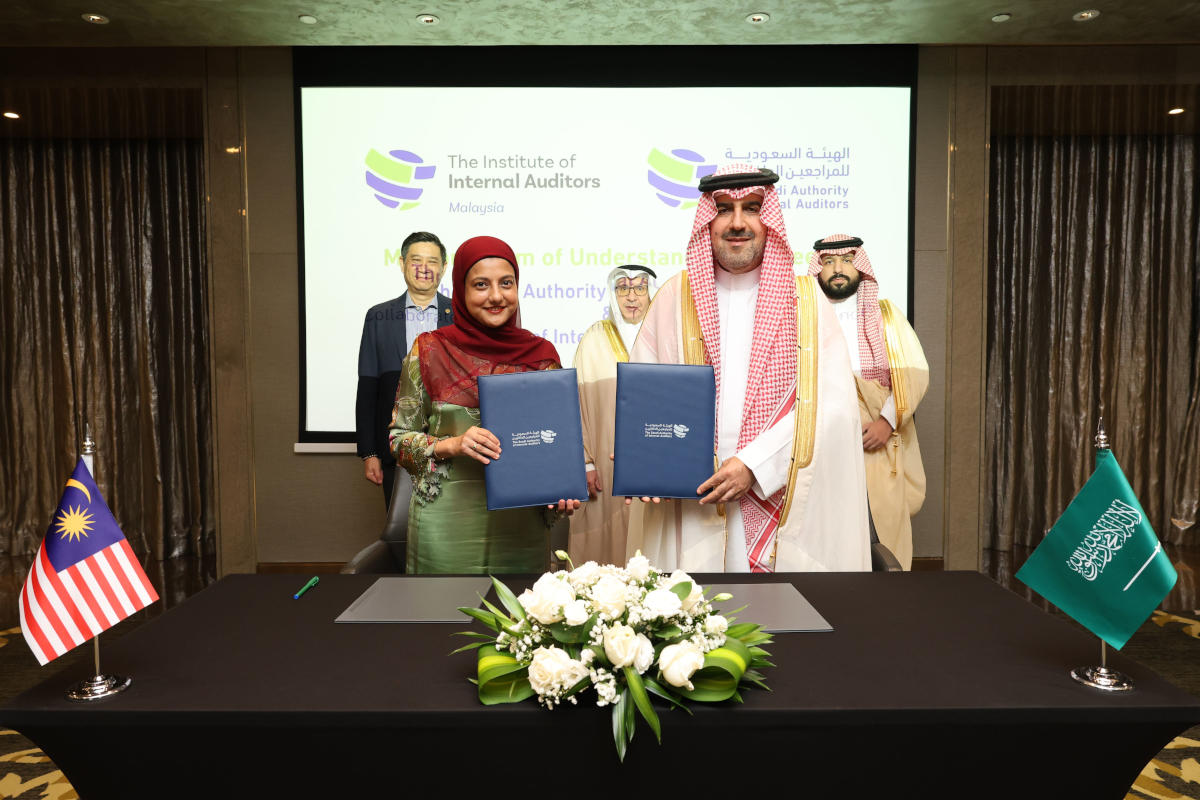 Alanqari Signs Memorandum of Understanding with the Malaysian Institute of Internal Auditors in Kuala Lumpur
